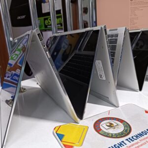 HP Elitebook 1030 G2  , Corei7,16gb , 256ssd , Touch Screen
