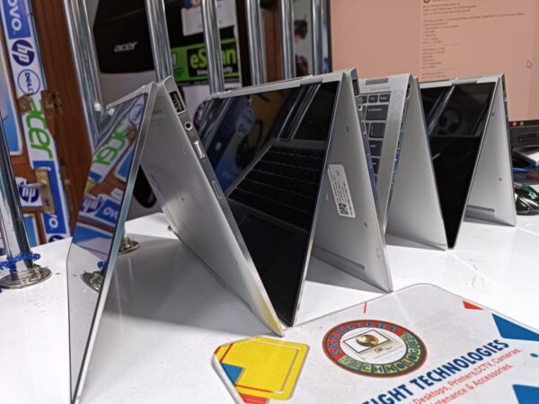 HP Elitebook 1030 G2  , Corei7,16gb , 256ssd , Touch Screen
