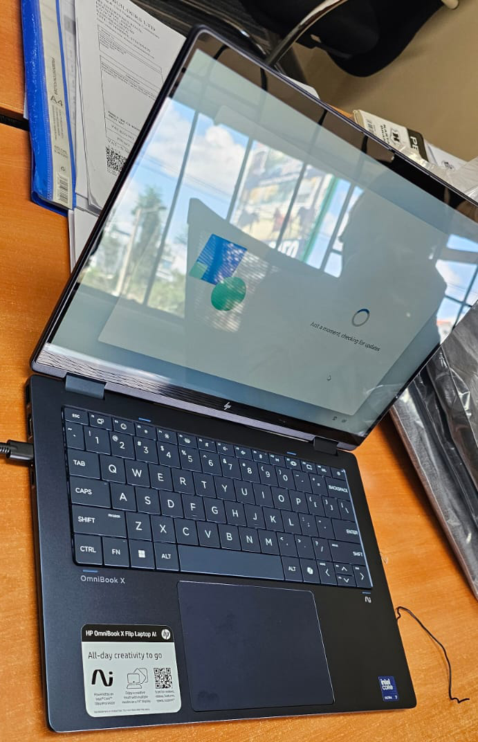 HP OMNIBOOK 5 FLIP 14-FP0013DX CORE i5 - Image 3