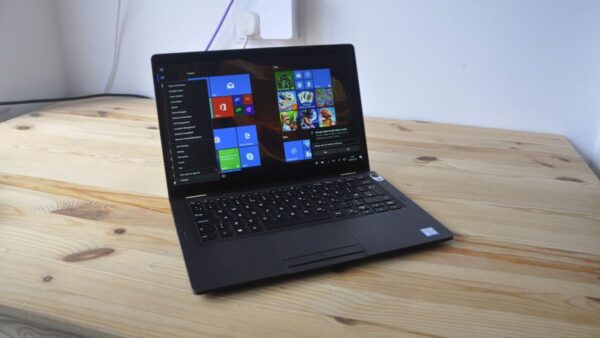 Dell Latitude 5300 2-in-1 Laptop Core i5, 16GB RAM, 256GB SSD - Image 2